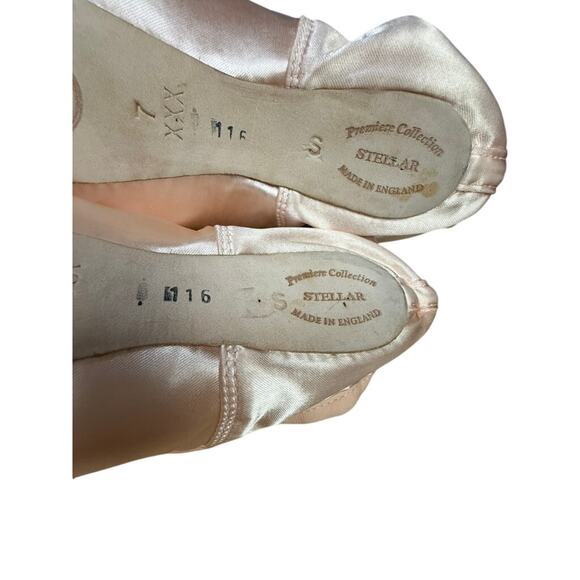 NEW! "SUFFOLK" Steller Point 3X Width Pink Ballet Shoes Length 7.0 Dance - Picture 5 of 8